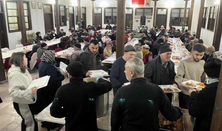 Arapgir Millet Han’da İftar Coşkusu Yaşanıyor