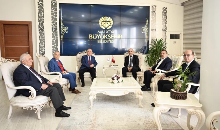 Cemil Çiçek Yıllar Sonra Malatya’da İtiraf Etti!