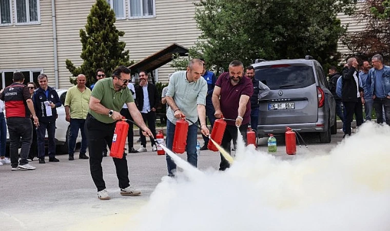 Çankaya Belediyesi Personeline Yangın Eğitimi ve Tatbikat
