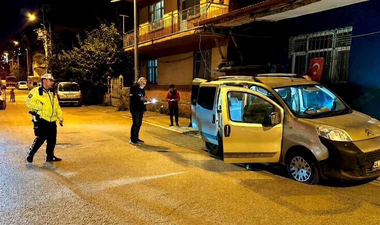 Çarpıp Kaçtılar, Polis Kısa Sürede Yakaladı!