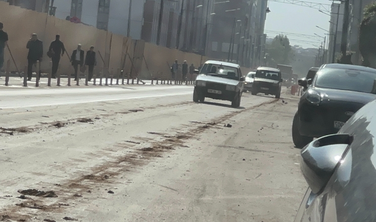 Malatya İnönü Caddesi'nde Yağmur Çamur Tepkisi