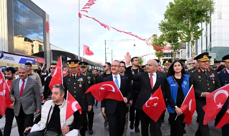 Malatya’da 19 Mayıs Coşkusu Fener Alayıyla Taçlandı