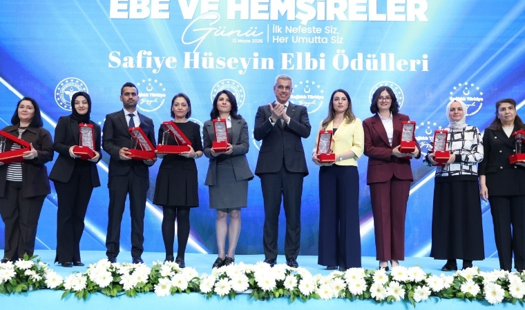 Malatya'da O Sağlıkçıya Bakan'dan Özel Ödül!