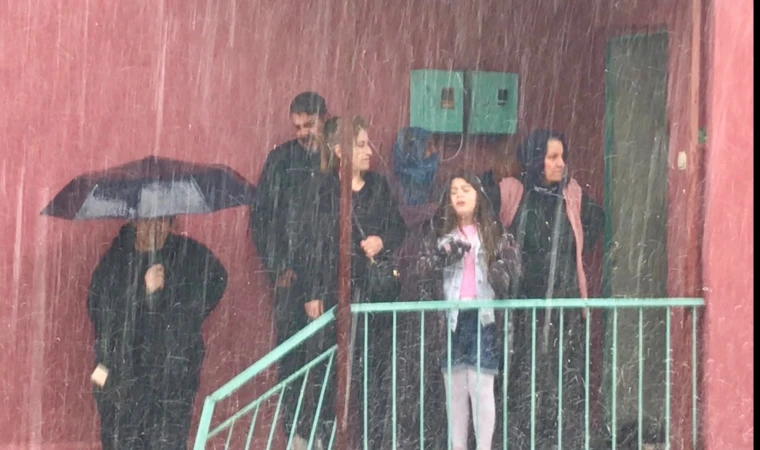 Malatya’da Sağanak Yağış Kısa Süreliğine Etkili Oldu