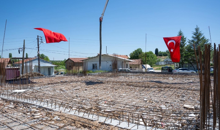Başkan Er, Cami Temel Atma Töreninde Eksik Gördü Talimat Verdi