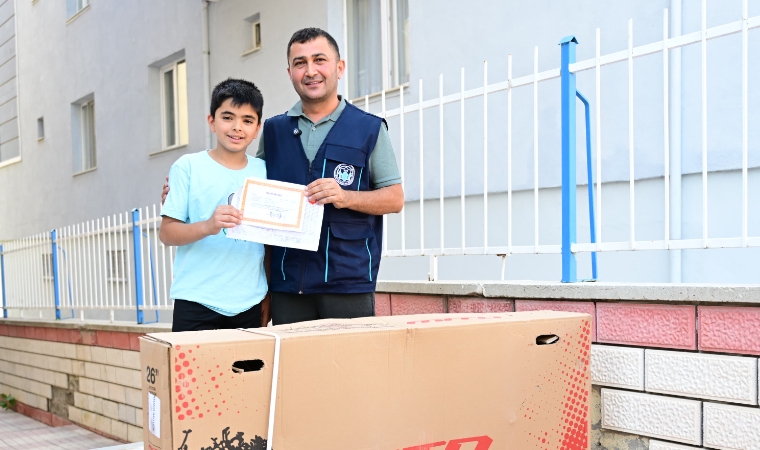 Battalgazi Belediyesi'nden Başarılı Öğrencilere Karne Sürprizi