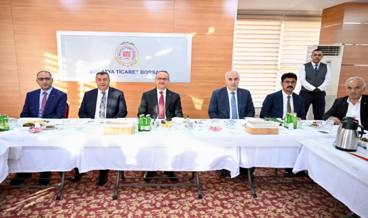 Malatya Valisi Yavuz, İhracatçılarla Bir Araya Geldi