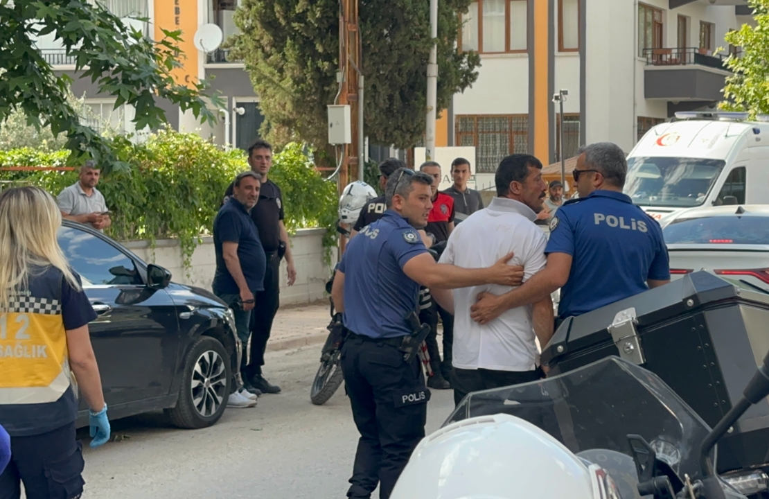 Ücret Tartışması Kavgaya Döndü: İşçi Hastanelik Oldu