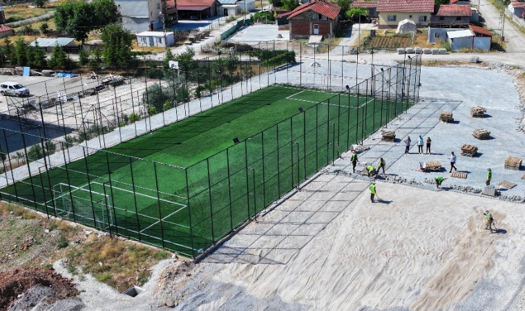 Başkan Geçit, Kuyulu Mahallesi'ndeki Yatırımları Yerinde İnceledi