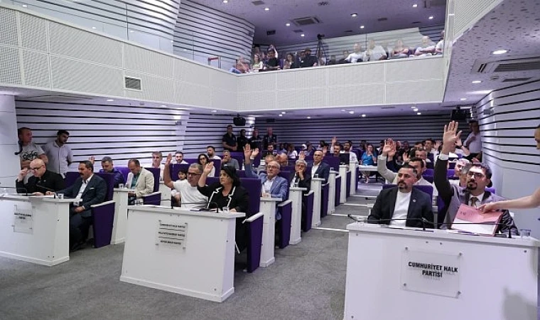Buca’nın çınarları için ”3. Yaş Üniversitesi” kuruluyor