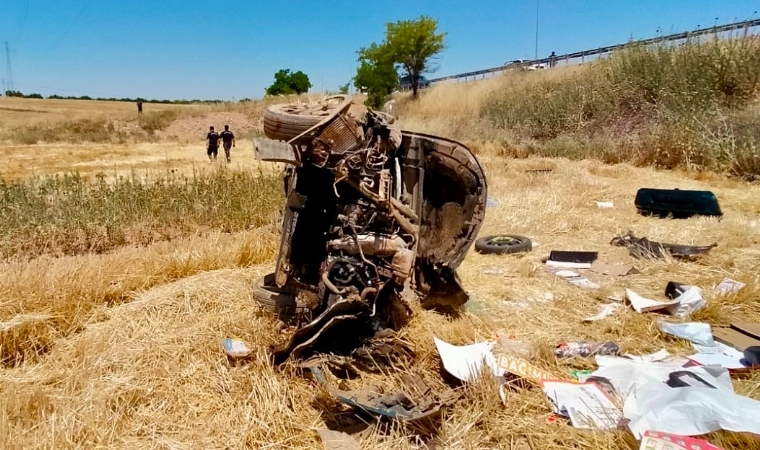 Havaalanı Yolundaki Feci Kazada, Otomobil Pert Oldu!