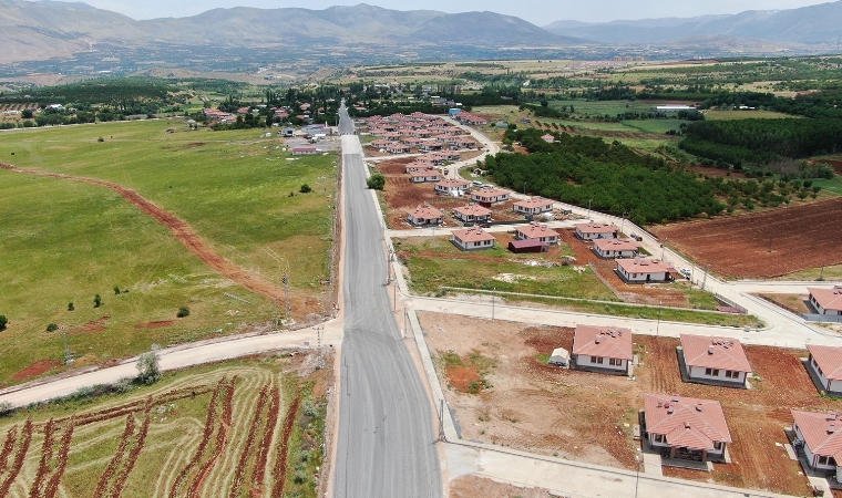 Malatya Büyükşehir, Doğanşehir’de 6,5 Km Yol Yenilendi
