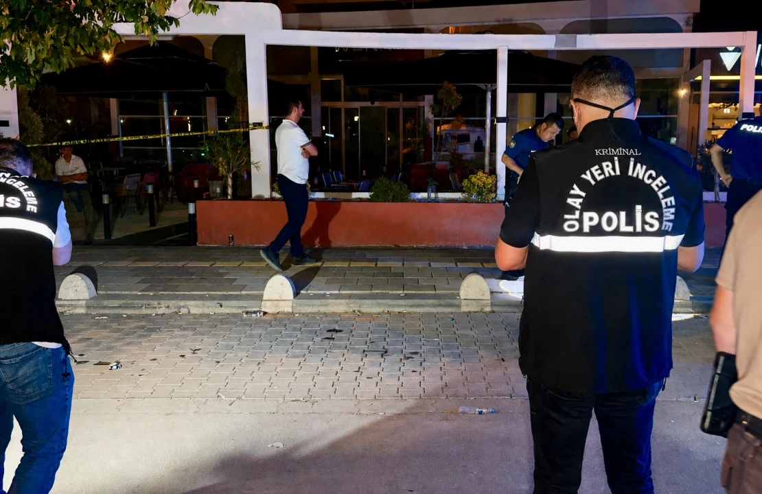 Gece Yarısı Kafeye Silahlı Saldırı: 1 Yaralı