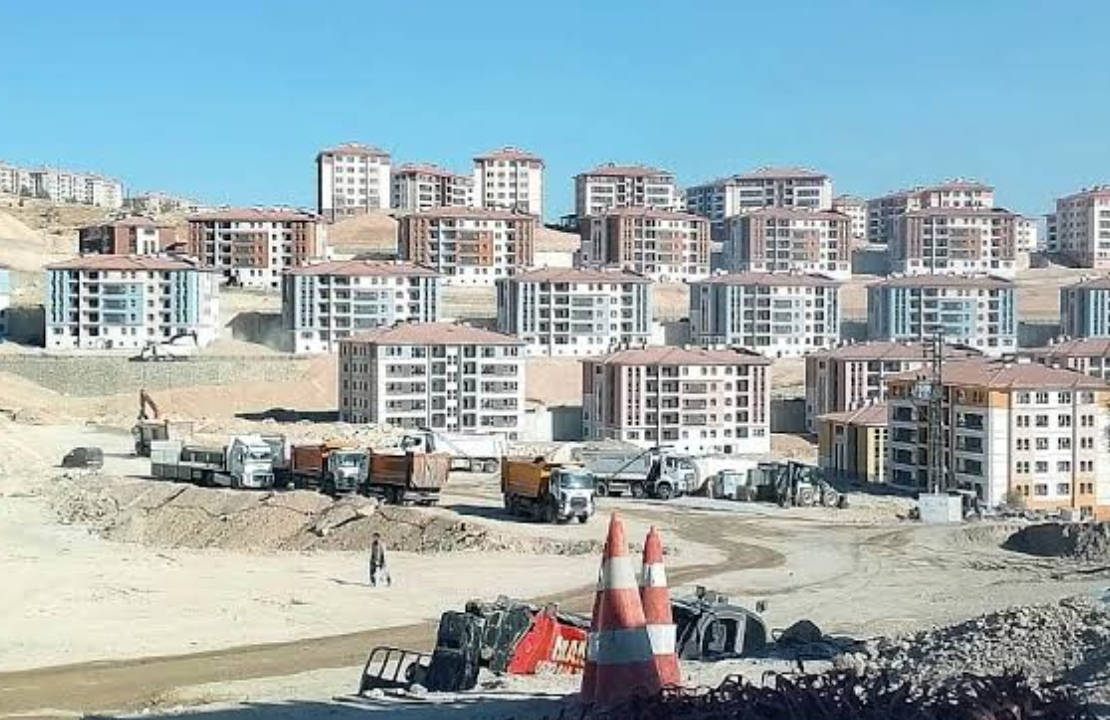 Malatya'da Hak Sahipleri O Sorundan Dolayı Konutlarını Satıyor!