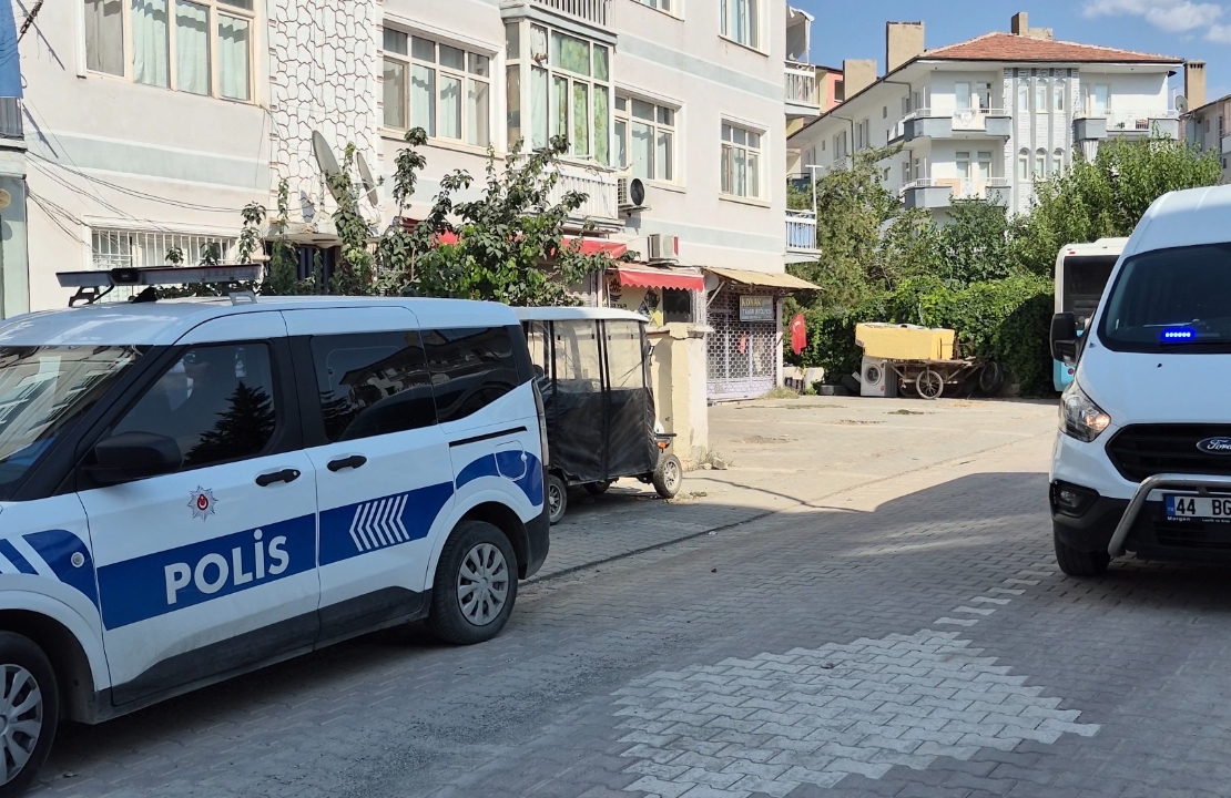 Malatya'da Tartışma Kanlı Bitti: 1 Kişi Ağır Yaralandı