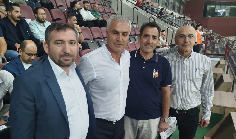 Rektör Adayı Prof. Dr. Aziz Aksoy Maçı Tribünden İzledi