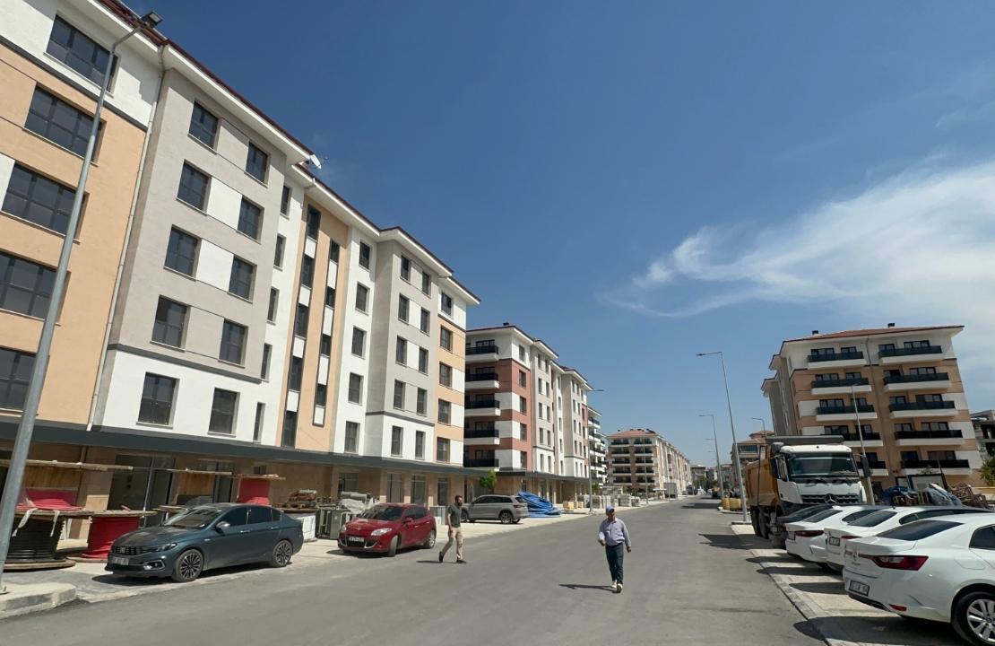 Malatya'da Hak Sahipleri Konutların Teslimini Bekliyor