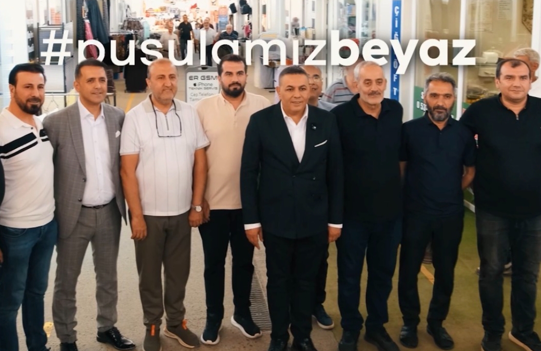 Sadıkoğlu'nun Seçim Şarkısı Dilden Dile Geziyor