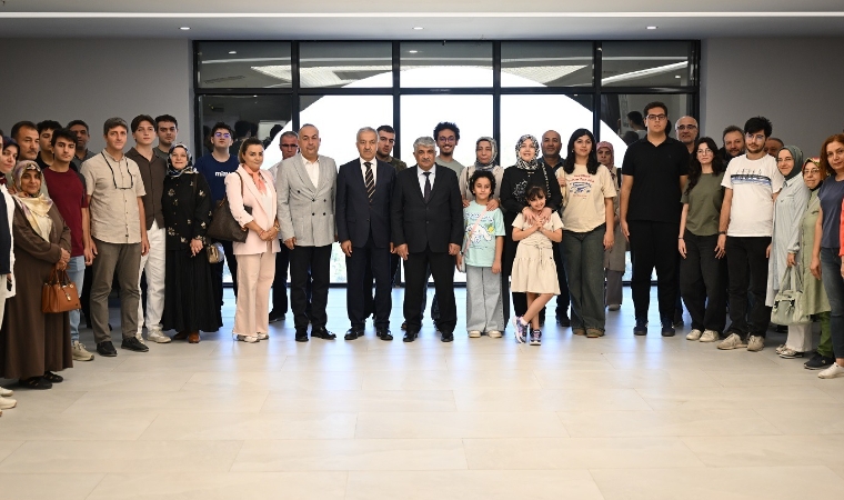 YKS’de Derece Yapan 31 Öğrenciye Başarı Ödülü