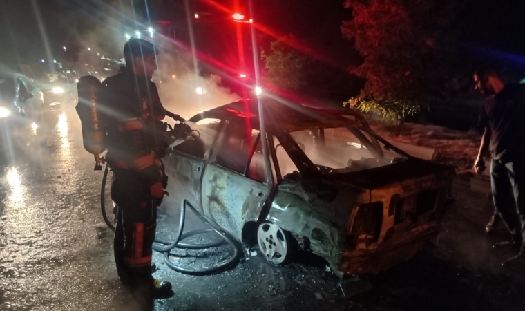Tohma Köprüsü’nde Kaza: 4 Yaralı, Bir Araç Yandı