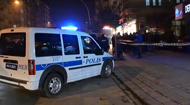 Malatya'da Silahlı Saldırı Alakasız Kişi Yaralandı