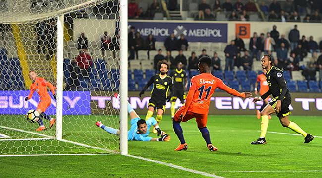 Yeni Malatyaspor Lider'e Boyun Eğdi 