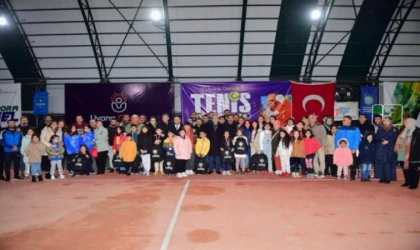 Diyarbakır’da “Uyanış Gençlik” tenis turnuvası sona erdi