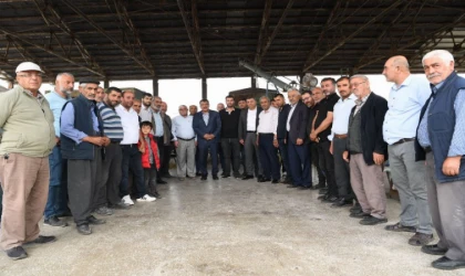 Başkan Gürkan Buğday Pazarı Esnafını Dinledi!