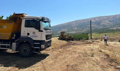 Malatya Doğanyol'da Yol İyileştirme Çabaları Sürüyor