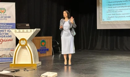 Malatya Büyükşehir Belediyesi'nden Bin 750 Personele Eğitim Semineri