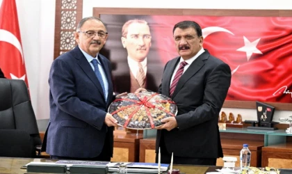 Bakan Mehmet Özhaseki Malatya'ya Geldi