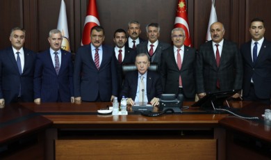 AK Parti'de Malatya İlçe Adaylarını Yeniden Gözden Geçirme Kararı!