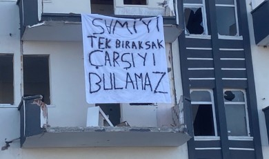AK Parti Malatya Adayı Sami Er'e Çarşaflı Protesto!