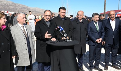 Meşaleci Aday Sami Er Şimdiden Bakanla Ters Düştü!