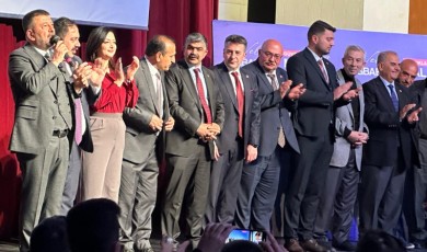 Veli Ağbaba ve CHP'li Adaylar Gövde Gösterisi Yaptı!
