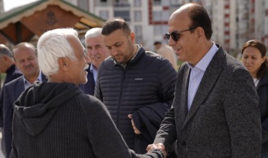 Yeşilyurt Adayı İlhan Hoca'ya Konteyner Kentte Ne Dediler?