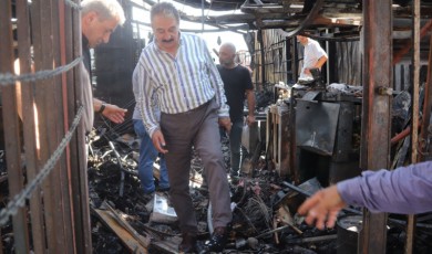 Şevket Keskin Her şeyi Yanan Esnaf Üzerinden Şov Yaptı!