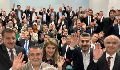 AK Parti Malatya Teşkilatında Neler Oluyor?