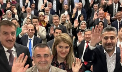 AK Parti Malatya'da Öznur Çalık Olmadan Sıfır!