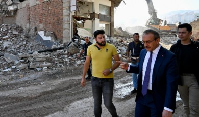 Malatya Valisi Yavuz'dan Kışla'ya Yakın Markaj!