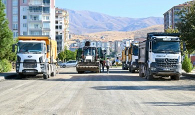 Yeşilyurt Belediyesi O Mahallede Seferberlik İlan Etti!