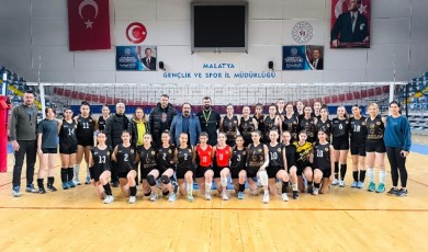 Başkan Barış Yıldız’dan Voleybolculara Destek!
