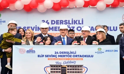 Malatya’da depremzedeler için 24 derslikli okul temeli atıldı