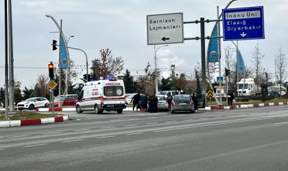 Malatya’da İki Otomobil Trafik Kazası Geçirdi!