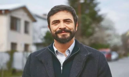 Ahmet Kural Kimdir?