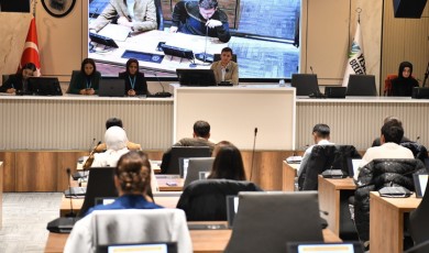 Yeşilyurt Belediyesi Meclisinde Söz Gençlerin!