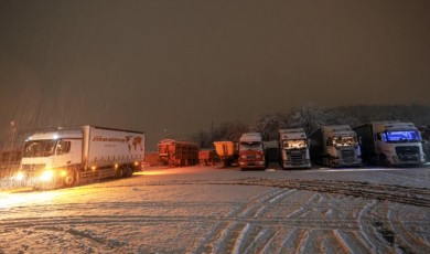 Malatya - Kayseri Yolu Tır ve Çekici Trafiğine Kapatıldı!