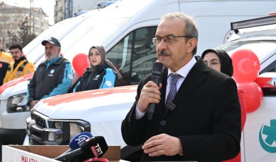 Malatya Valisi Seddar Yavuz Ambulans Teslim Törenine Katıldı!