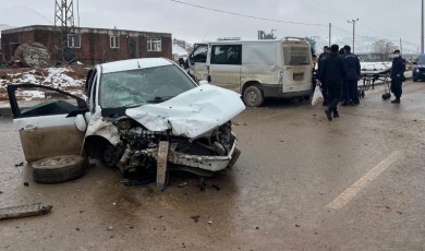 Malatya'da Trafik Kazası Meydana Geldi 5 Yaralı!