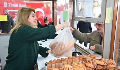 Milletvekili Ölmeztoprak'dan Ekmek Mesaisi!